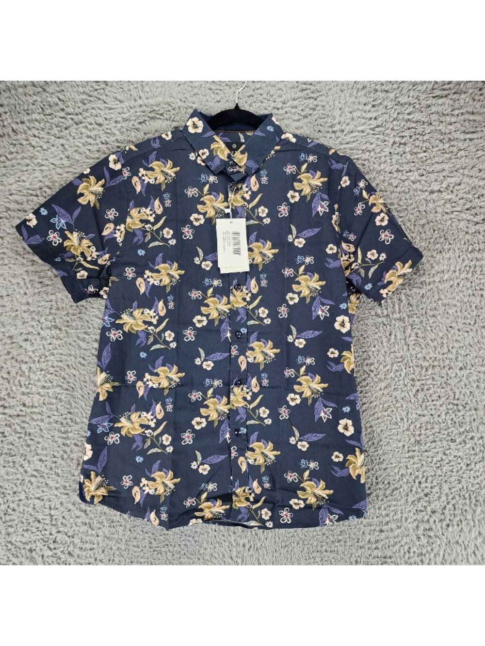 Vustra Shirt Mens XL Navy Blue Floral Print Short Sleeve Button Up *NWT*